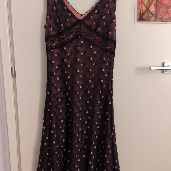 EUC Y2K Pink Dress - Picture 2 of 4